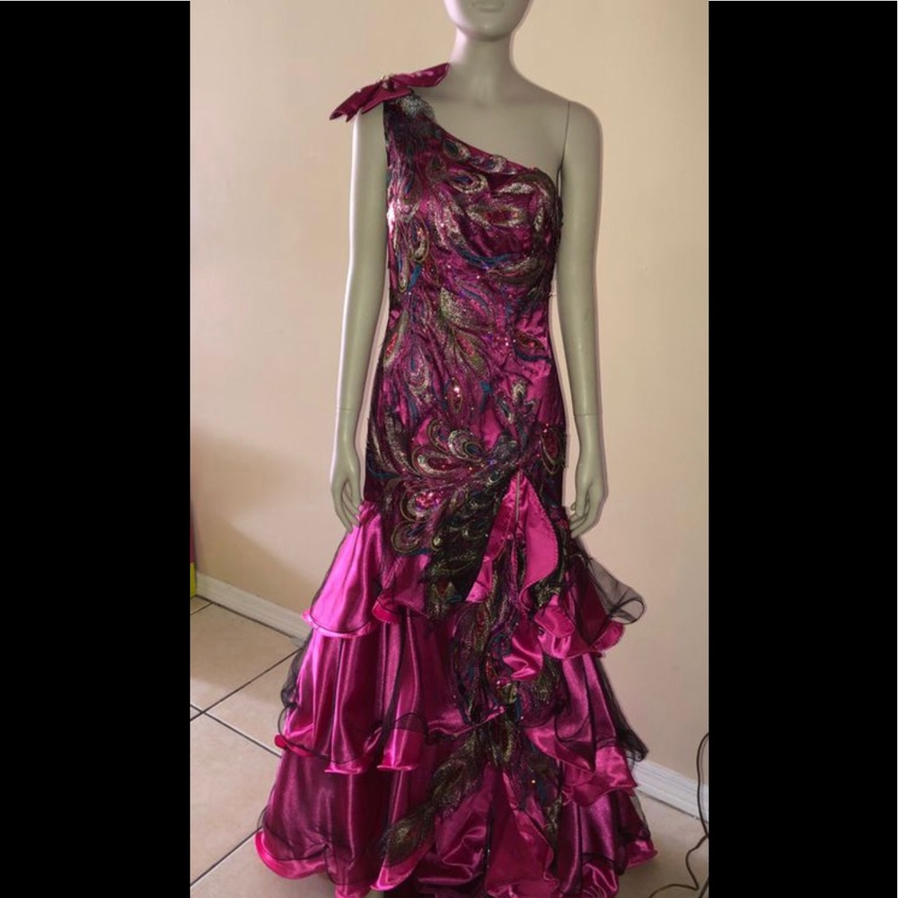 Elegant night dress